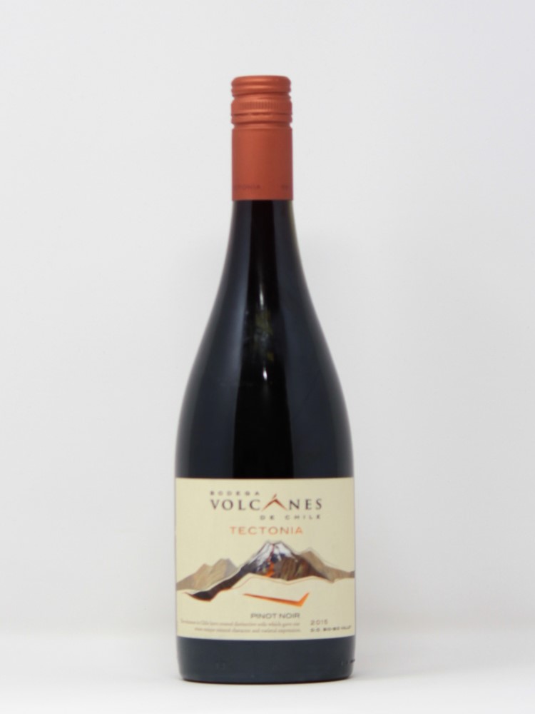 VOLCANES DE CHILE TECTONIA PINOT NOIR