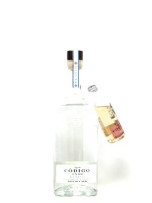 Codigo 1530 Blanco With Rosa (40% abv)